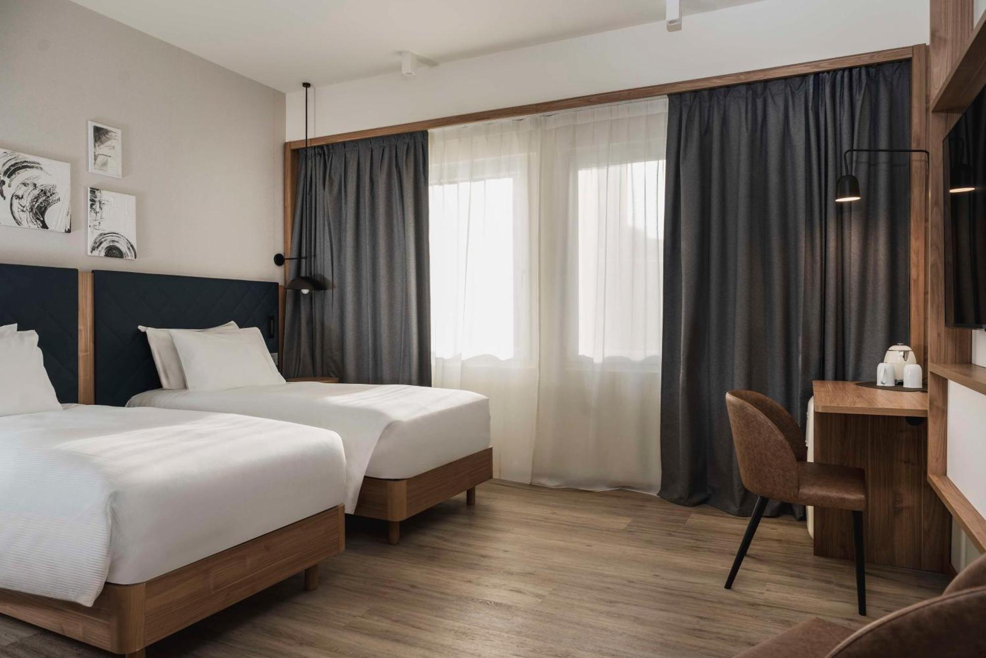Hilton Garden Inn Padova City Centre Exterior photo