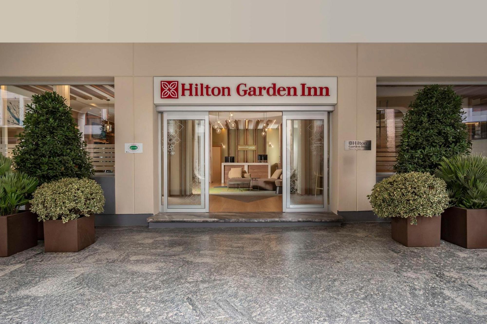 Hilton Garden Inn Padova City Centre Exterior photo